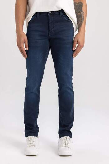 DeFacto Pedro Slim Fit Narrow Fit Regular Waist Narrow Leg Jean Trousers C3905AX24SP