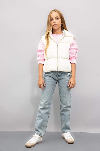 DeFacto Girls Water Repellent Hooded Basic Plain Puffer Vest B2242A824Sp