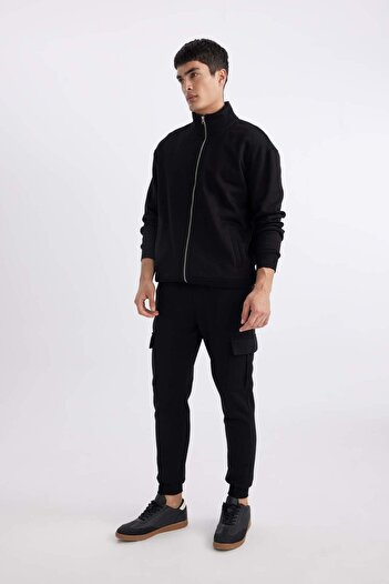 DeFacto Φούτερ Jogger Slim Fit με στενή εφαρμογή με τσέπες Cargo Basic ίσια μέση με κορδόνια ελαστικό πόδι B4543AX23WN