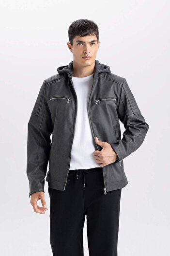 DeFacto Slim Fit Kapüşonlu Fermuar Kapamalı Suni Deri Ceket Mont R2523AZ23WN