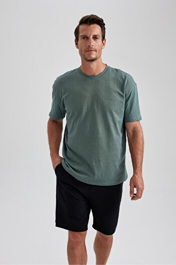 DeFacto 100% Cotton Oversize Wide Fit Crew Neck Basic Plain Short Sleeve T-Shirt B0662Axns