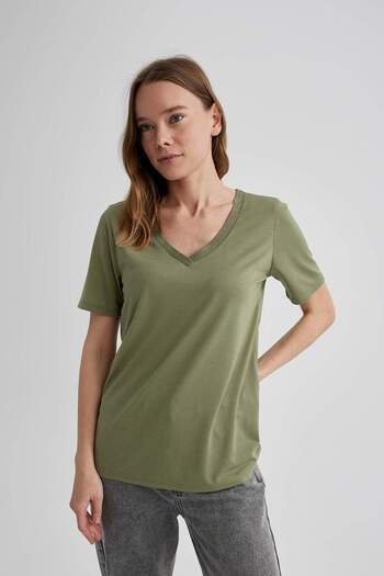 DeFacto Regular Fit V-Neck Short Sleeve T-Shirt K5057Az23Sp
