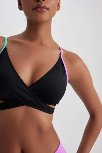 DeFacto Fall in Love Regular Fit Bikini Üstü B0238AX23HS