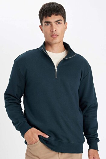 DeFacto Comfort Regular Fit Άνετη εφαρμογή με φερμουάρ Σταντ γιακά Basic μασίφ φούτερ X7405AZ22AU