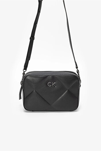 Calvin Klein Women's Re-Lock Quilt Camera Bag