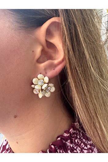 MODA Women's Earrings with Flower Design and Stone Detail - Elegant Summer Accessory (3 Color Options)