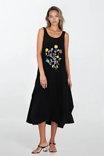 VAGGON Women's Black Double Pocket Floral Embroidery Strap Plus Size Dress Vs00287