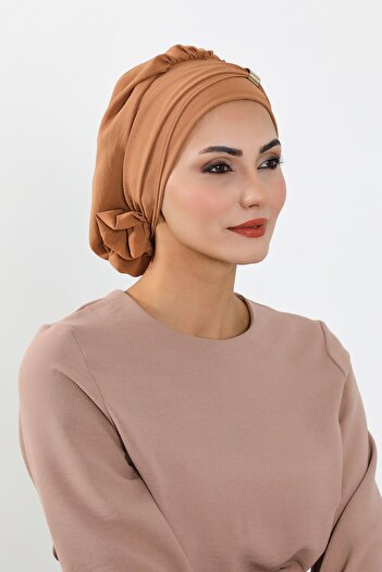 Aisha's Design Έτοιμο τουρμπάνι από ύφασμα Aerobin με αξεσουάρ, HT-95, Camel