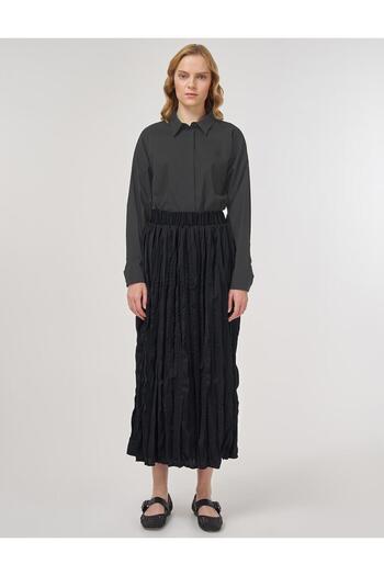 Kayra Crush Satin Skirt Black