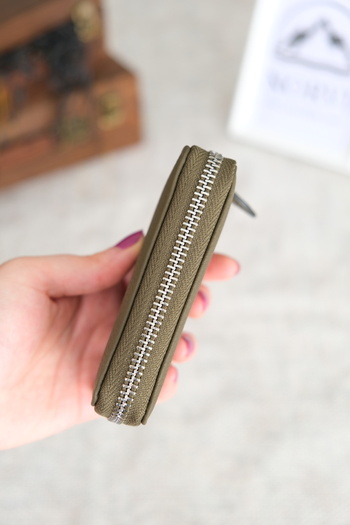 Norvi Leather Zippered Unisex Card Holder Wallet