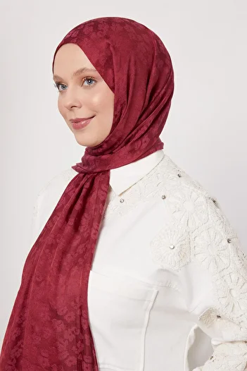 Levidor Cherry Leopard Pattern Italian Jacquard Shawl