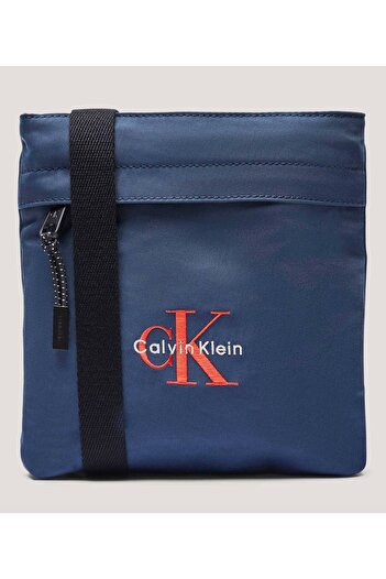 Calvin Klein Férfi Crossbody táska LV04D3178GD1M