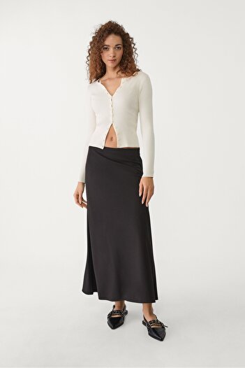 Stradivarius Flowing layered midi skirt