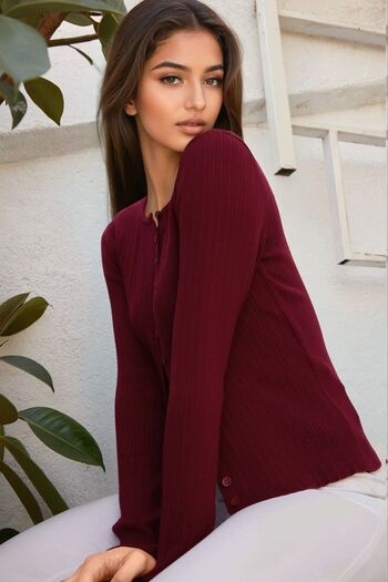 Hiccup Buttoned Basic Cardigan