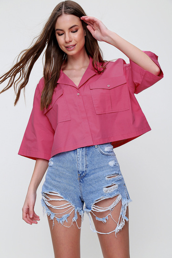 Trend Alaçatı Stili Women's Dark Pink Envelope Pocket Crop Poplin Shirt Alc-X6045