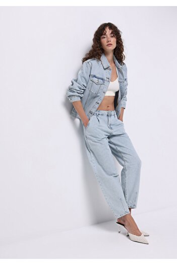 Colin's Barrel Fit Women's Light Indigo Zipper Denim Jean Pants