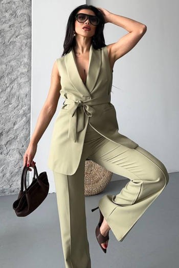 spirituel Women's Double Bottom Top Set Stylish Belted Pocket Detailed Vest Pants Set