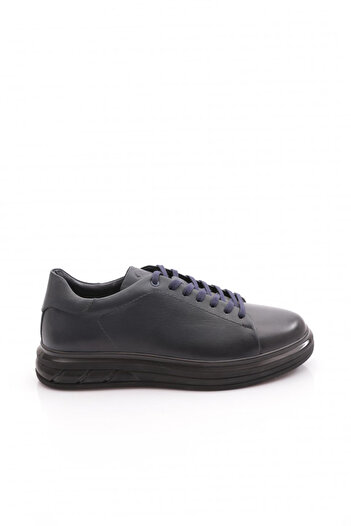 DGN 2208 Men's Lace-Up Sneakers