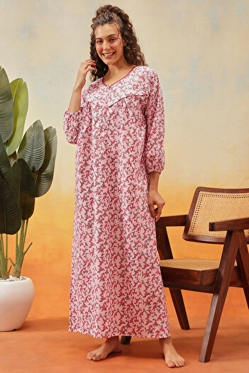 Clovia Feeding Print Me Pretty Long Nighty in Light Pink - 100% Cotton
