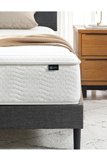 Zinus Foam and Spring Hybrid Queen Size Mattress in A Box 10Years Warranty (203.2Lx152.4Wx25.4H)CM