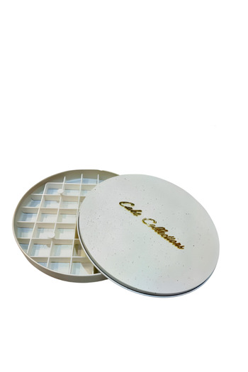 Generic Basbousa and Kunafa tray with a circular cutter