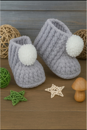 DeKuBaby Papuci pentru bebeluși și copii tricotati manual cu pompon - papuci, pantofi pentru casă