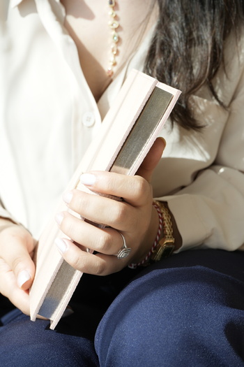 Victoria's Journals Executive Vegan Leather Notebook. A Five. 100 Grams. 240 Sheets. Edge Gilded Peach