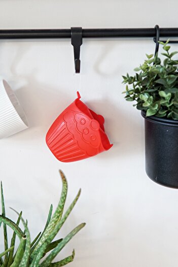 EVLE Cupcake Silicone Cupcake, Platinum Silicone, 12 X 8 X 10 Cm, Red