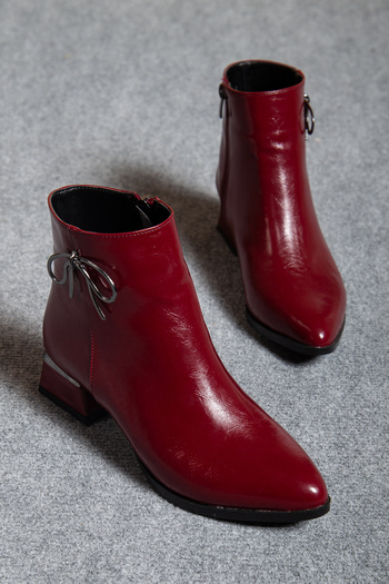 AYENDE MODA KADIN BORDO BİLEK BOY FERMUARLI TOKALI METAL DETAYLI SİVRİ BURUN KALIN TOPUK BOT