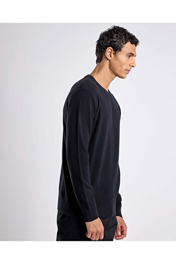 R&B Textured Sweater with Crew Neck and Long Sleeves