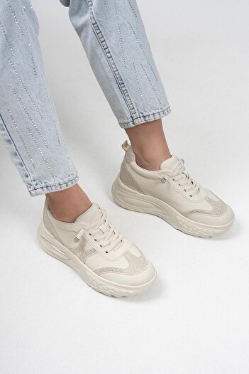 Guja Erica Imported Special Series Genuine Leather Stone Detail Women's Sports Shoes Beige
