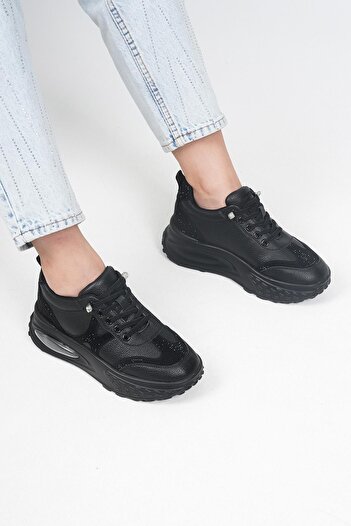 Guja Erica Imported Special Series Genuine Leather Stone Detail Women's Sports Shoes Black
