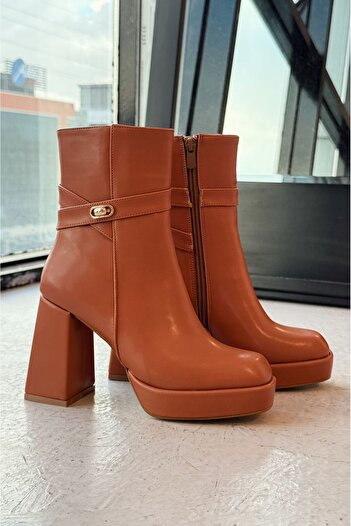 I Love Shoes Xeniar Mat Deri Platform Topuklu Fermuarlı Toka Detaylı Taba Kadın Bot