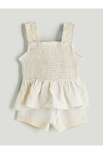 LC Waikiki Ecru Square Collar Girl's Blouse and Shorts 2-Piece