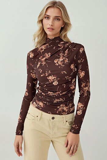 Hiccup Patterned Stand Collar Long Sleeve Top