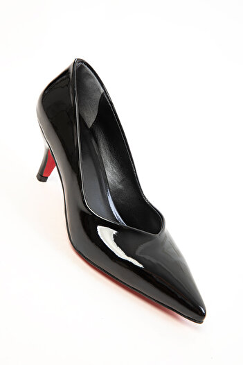 SOHO Black Patent Leather Women's Classic Heeled Shoes 20821