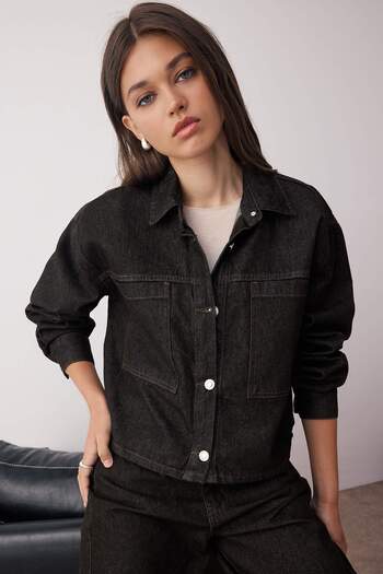 Trendyol Collection Black Pocket Detailed Shirt Collar Regular Denim Jacket Twoaw26Ce00025