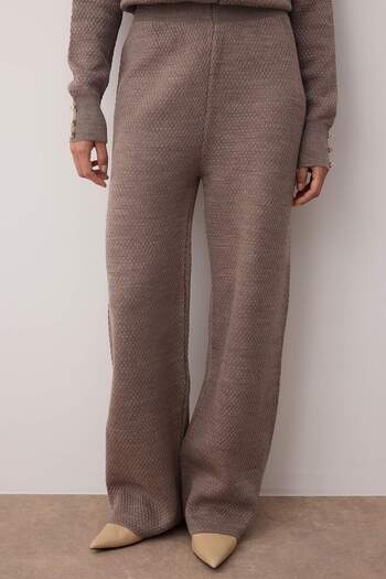 Trendyol Modest Πλεκτό με κουμπιά με μαργαριτάρι βιζόν Σετ κάτω-πάνω TCTAW25US00035