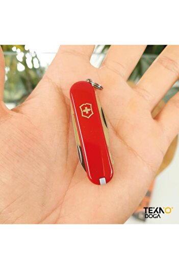 Victorinox Rally 0.6163 Kırmızı İsviçre Çakısı 58mm 9F