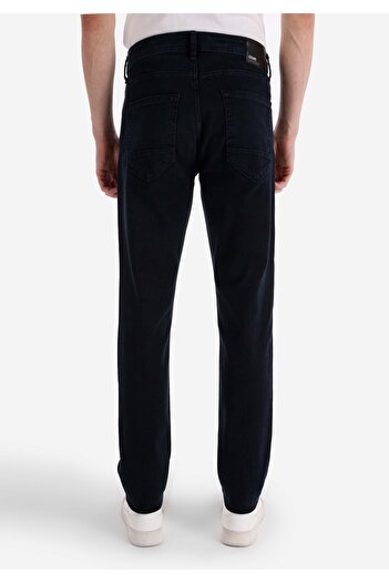 Colin's Straight Fit Low Waist Straight Leg Men's Dark Indigo Jean Pants