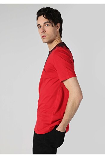 Colin's Regular Fit Yuvarlak Yaka Pamuklu Baskılı Erkek Kırmızı Kısa Kol Tişört