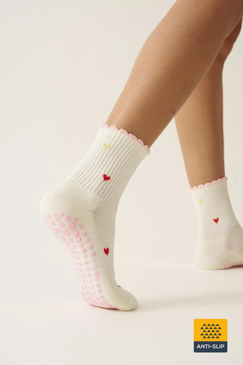 Dore Αυθεντικές γυναικείες κάλτσες νέας σεζόν Girly Sweet Trend Model Pilates και Yoga με αντιολισθητική σόλα 1 ζευγάρι