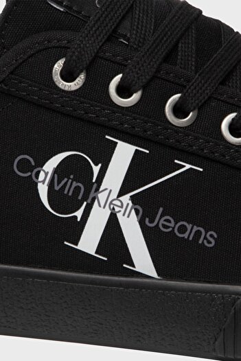 Calvin Klein Essential Vulcanized 1