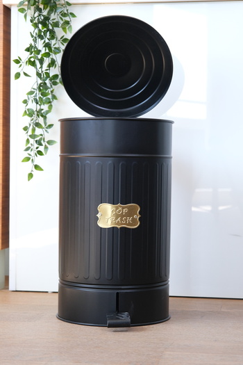 Yıldıray Metal Metal Lid Black Color Galvanized Metal Pedal Trash Can 30 Liters