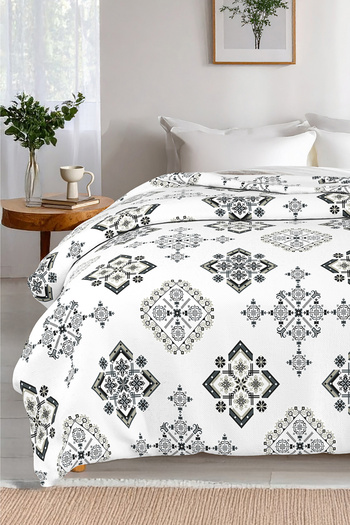 Lorien Crystal Patterned, Lorien Jacquard and Printed 100% Cotton Single Pique (Bedspread) – 155X235 cm