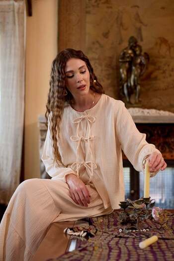 Ceylan Otantik Cream Muslin 3 Bow Blouse