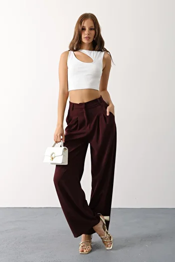 VAGGON Women's Burgundy Double Pleated Palazzo Pants Vs00650