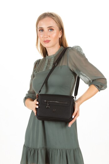 Newish Polo Women's Black Soft Dream Hand and Shoulder Bag