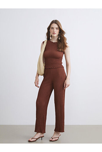 LC Waikiki Quality Parts from Celebi Store |   Textured Women's Trousers with Elastic Waist