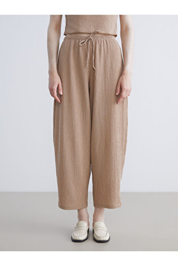 LC Waikiki Elastic Waist Textured Women's Trousers